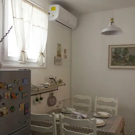 Sofija Appartamento Zara